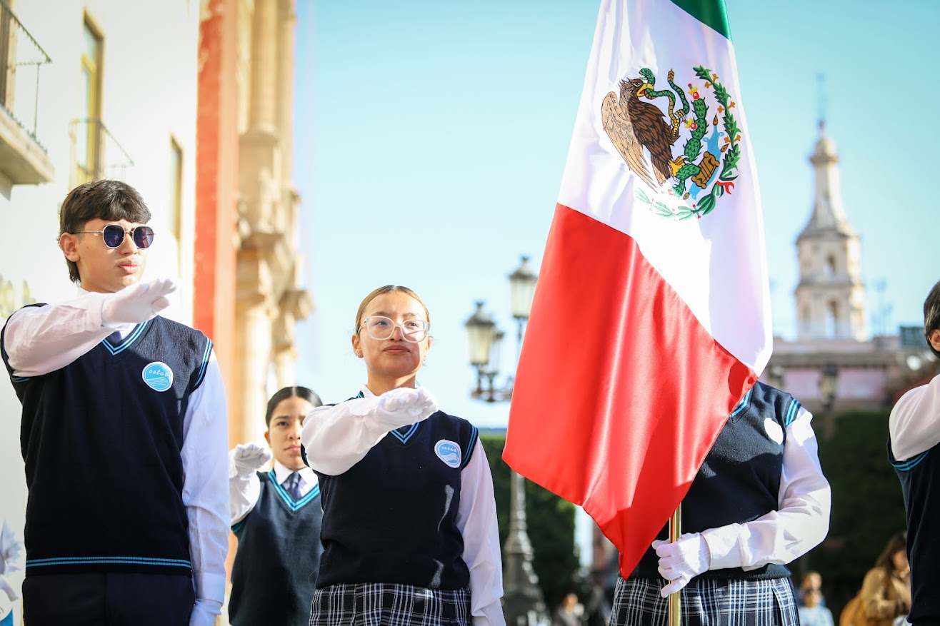 León lanza Beca Transporte 2026 para estudiantes locales