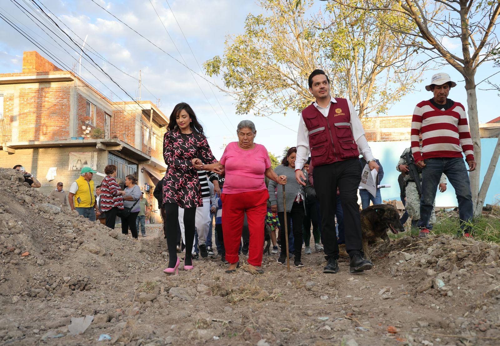 Presidente César Prieto supervisa avances en obras públicas en zona sur